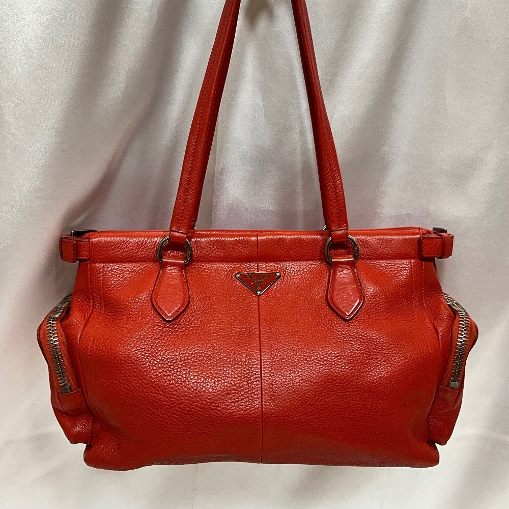 PRADA Vitello Daino 8481 Orange Leather Shoulder Bag Pre Owned   143-B9a
